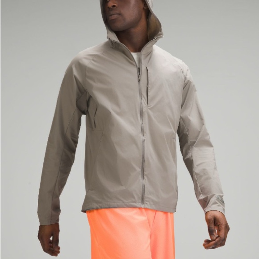 Lululemon fast & free jacket (Carbon Dust)